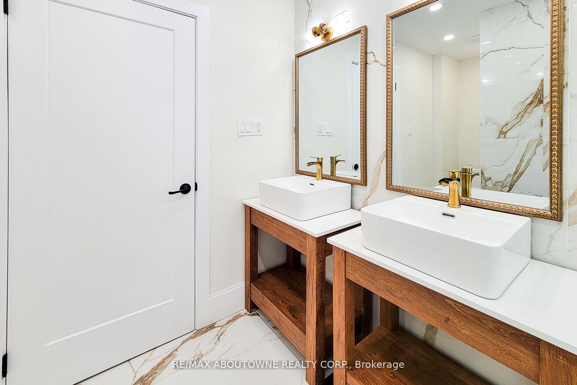 Photo 23 of 602 Jennifer Crescent, Burlington, Roseland — HOMEH