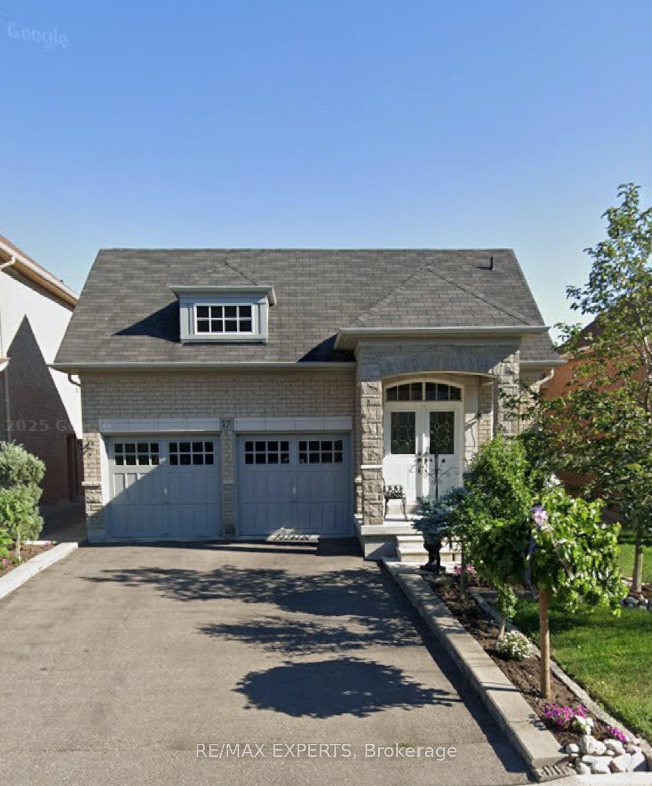 Photo 1 of 17 Stark Crescent, Vaughan, Vellore Village — HOMEH