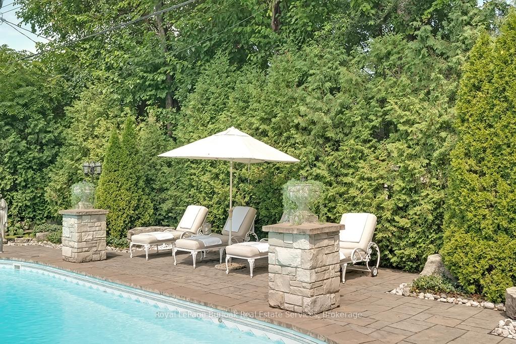 Photo 33 of 883 Kingsway Drive, Burlington, LaSalle — HOMEH