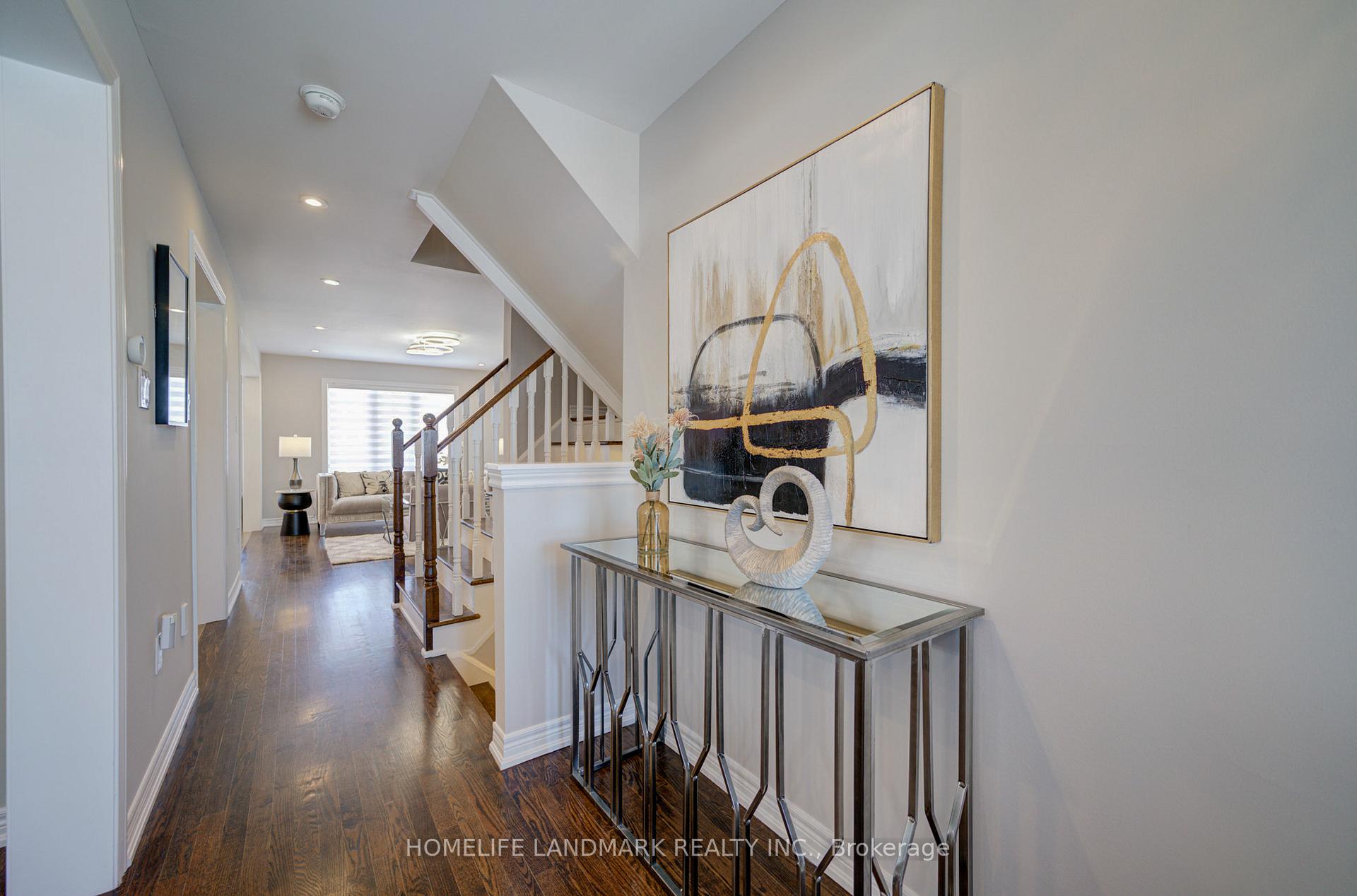 Photo 3 of 9150 Dufferin Street, Vaughan, Patterson — HOMEH