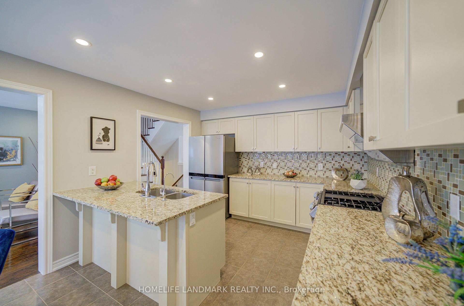 Photo 12 of 9150 Dufferin Street, Vaughan, Patterson — HOMEH