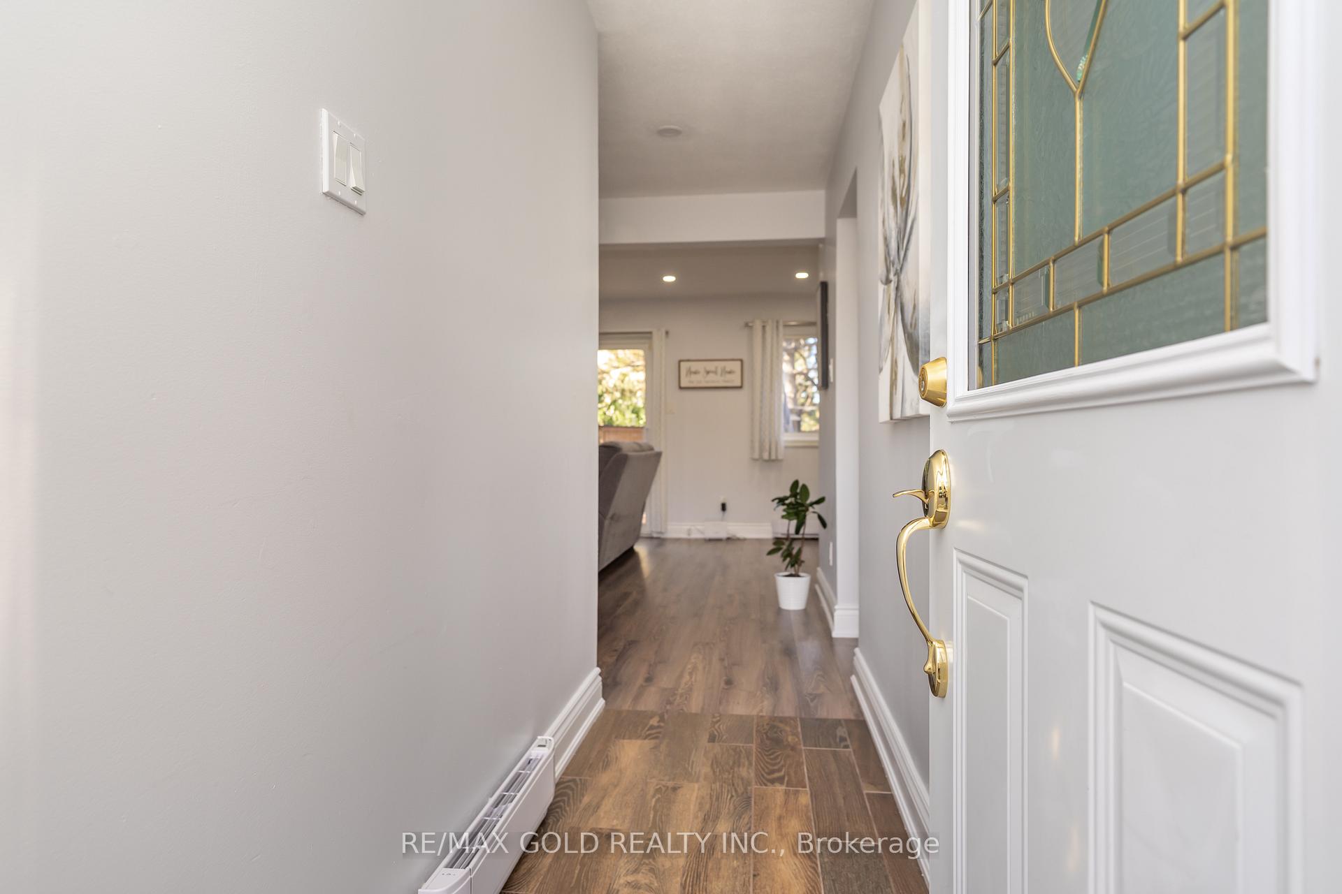 Photo 8 of 18 Juliette Square, Brampton, Northgate — HOMEH