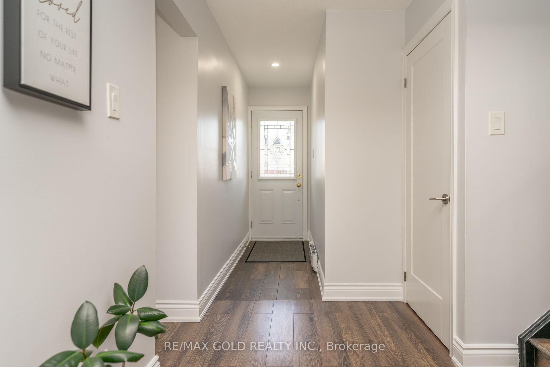 Photo 9 of 18 Juliette Square, Brampton, Northgate — HOMEH