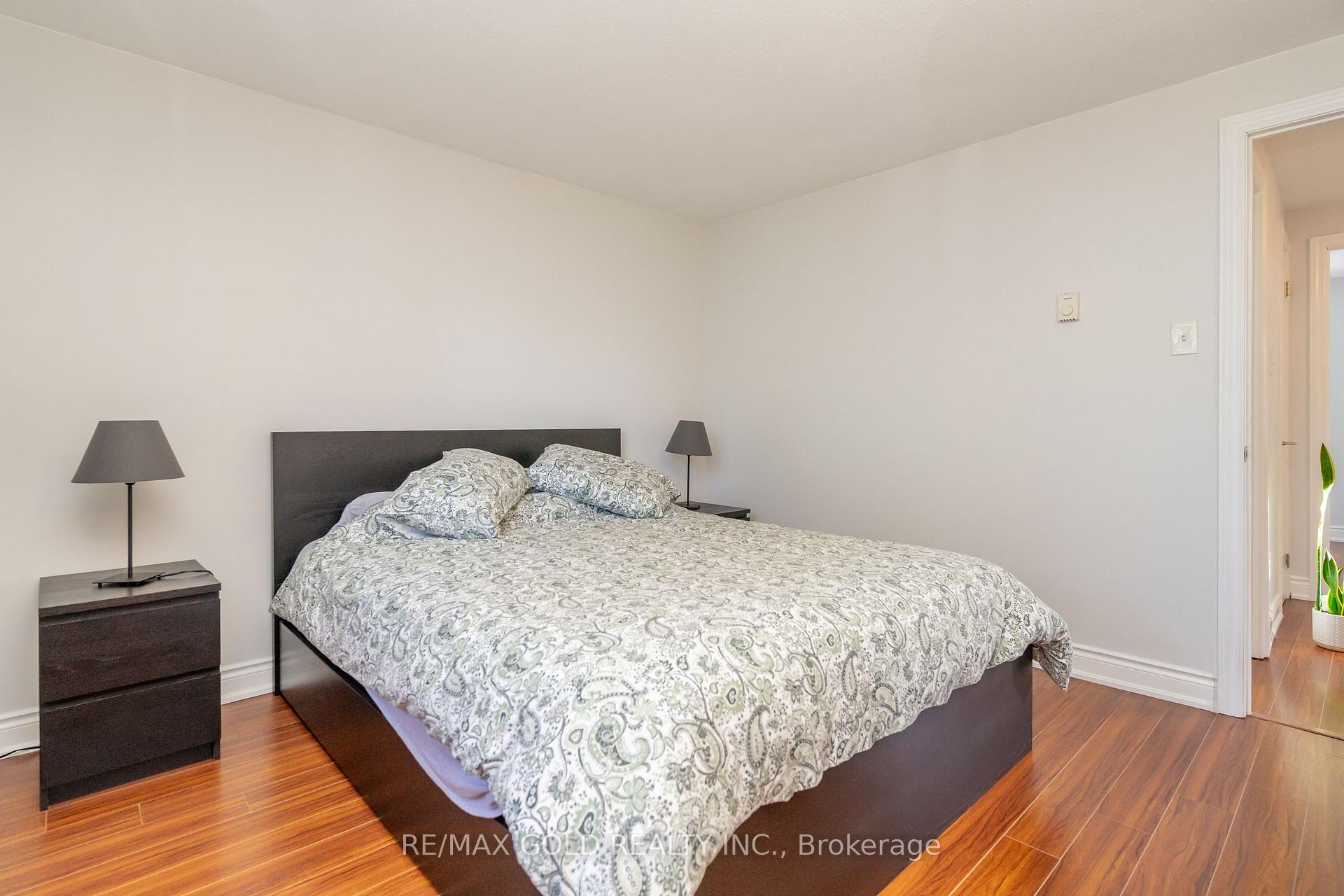 Photo 24 of 18 Juliette Square, Brampton, Northgate — HOMEH