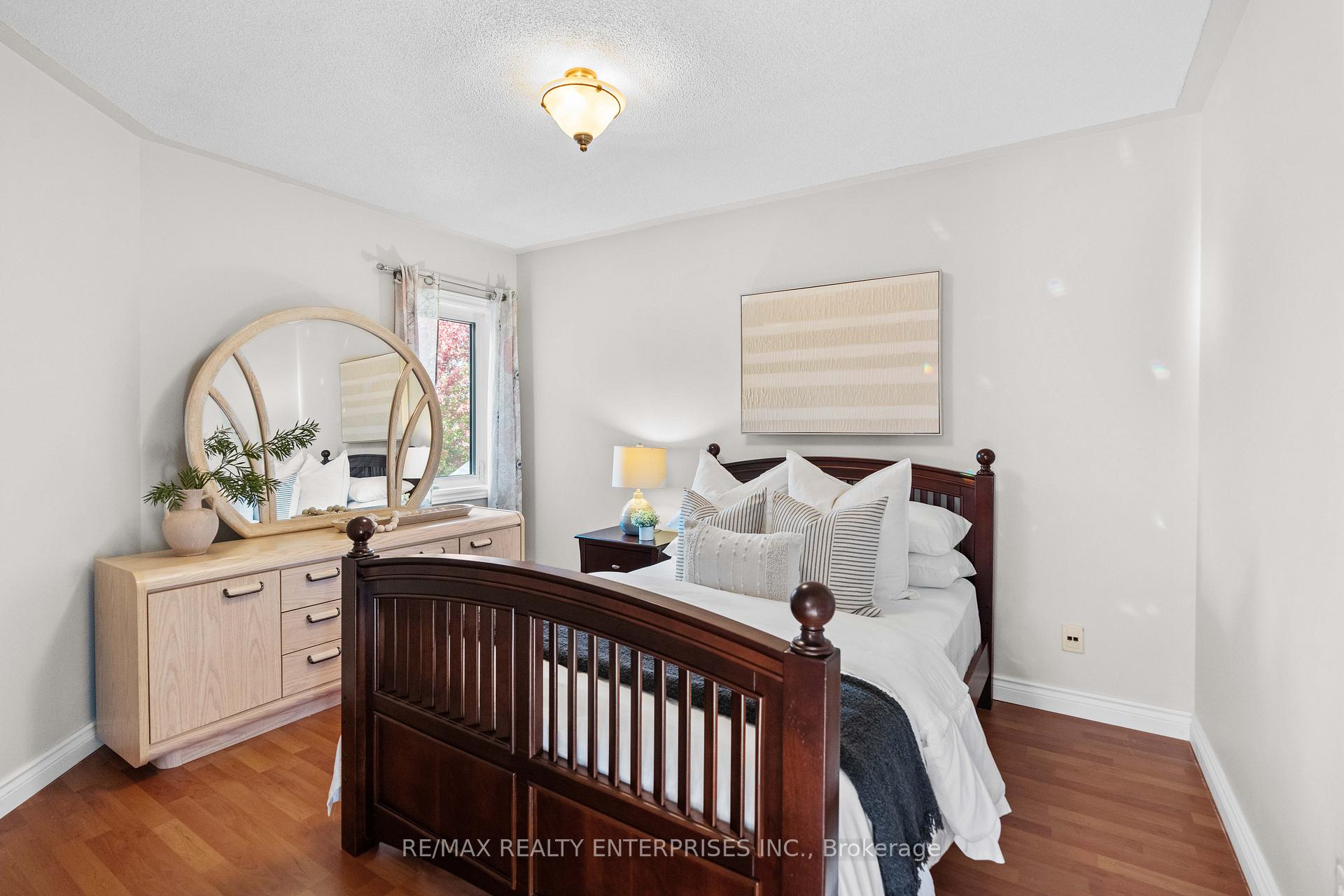 Photo 23 of 129 Valonia Drive, Brampton, Brampton North — HOMEH