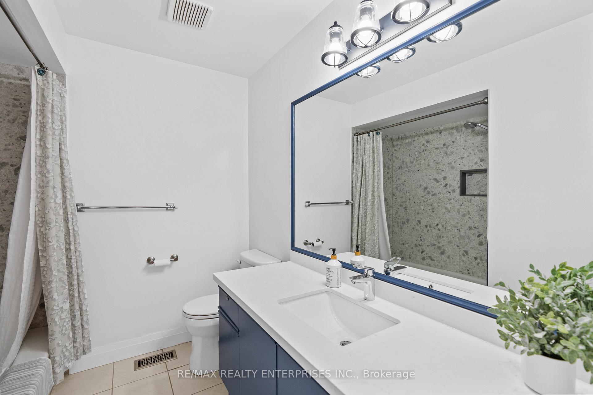 Photo 25 of 129 Valonia Drive, Brampton, Brampton North — HOMEH