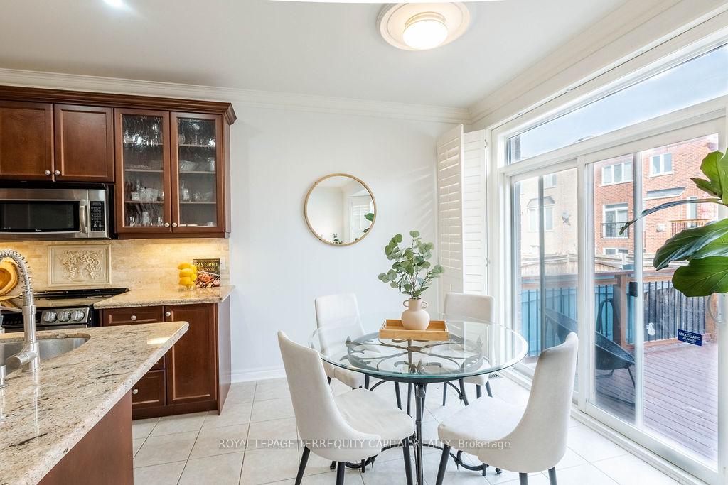 Photo 12 of 643 Pleasant Ridge Avenue, Vaughan, Patterson — HOMEH
