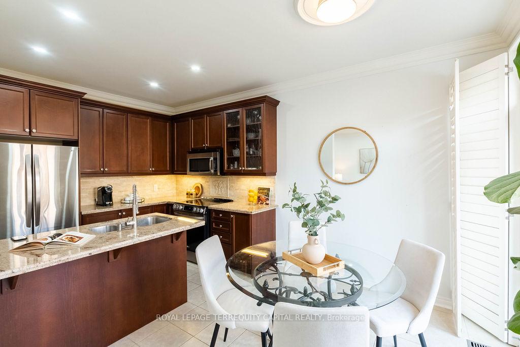 Photo 13 of 643 Pleasant Ridge Avenue, Vaughan, Patterson — HOMEH