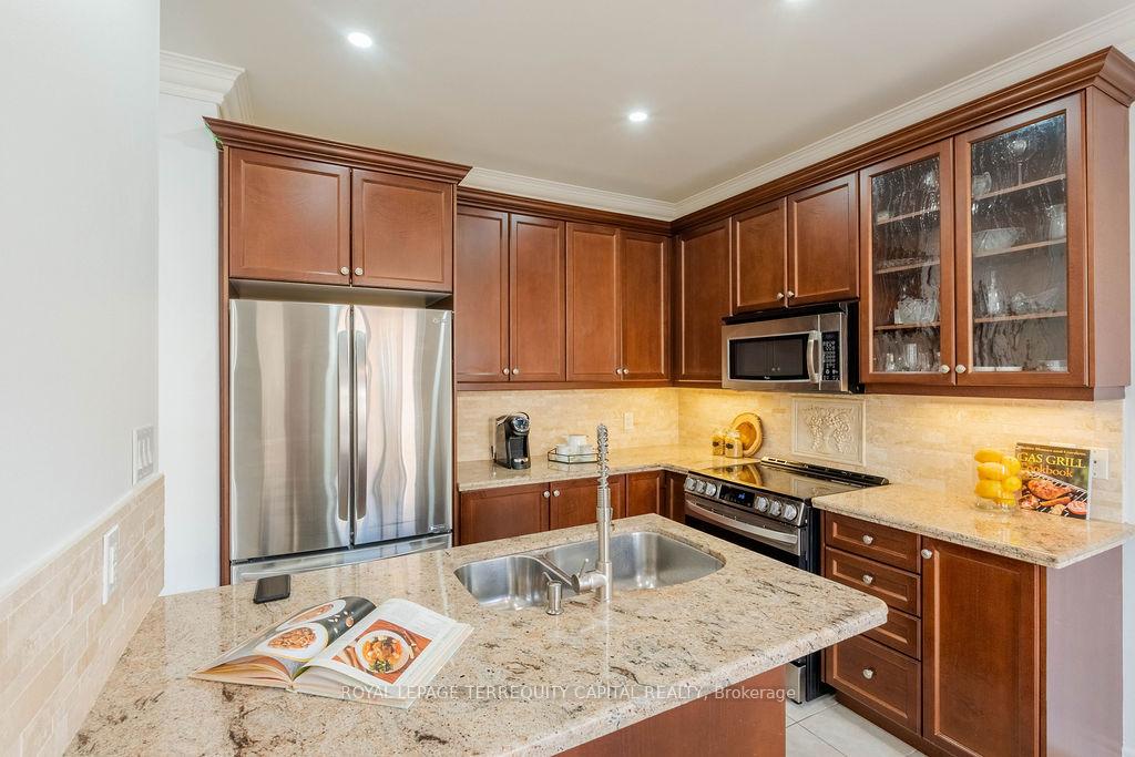 Photo 14 of 643 Pleasant Ridge Avenue, Vaughan, Patterson — HOMEH