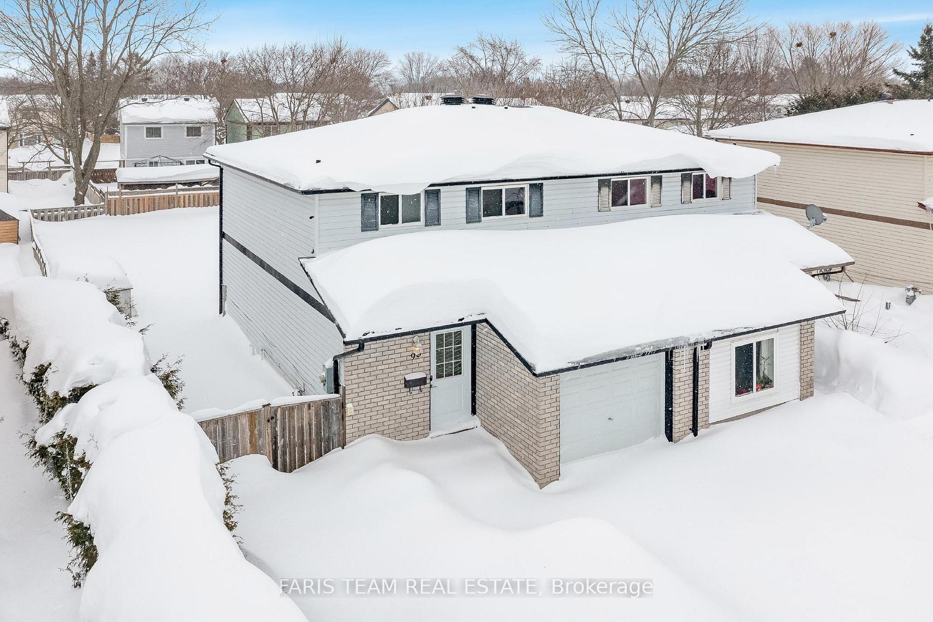 Photo 1 of 98 Mowat Crescent, Barrie, Letitia Heights — HOMEH
