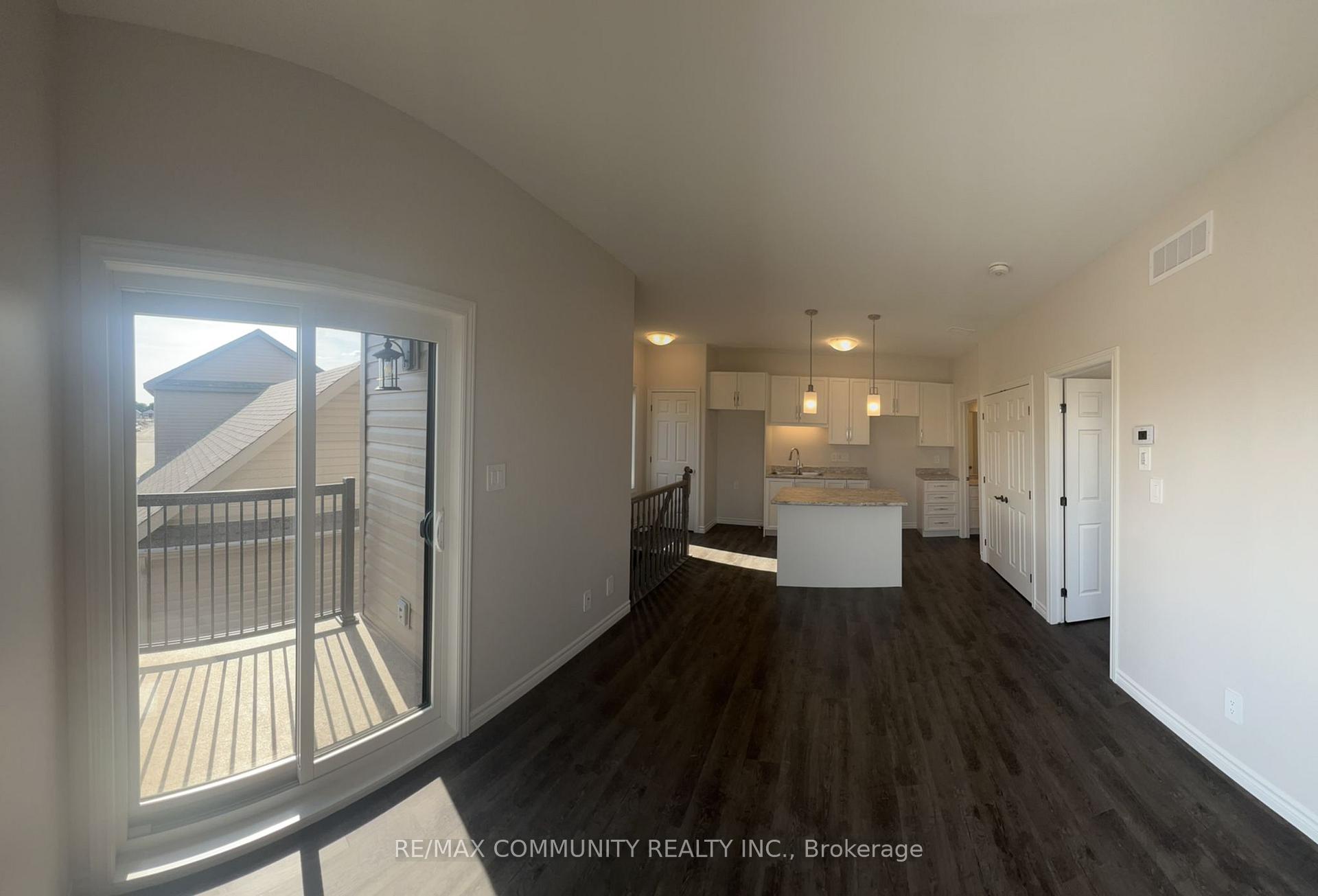 Photo 5 of 78B Riverstone Way, Belleville, Thurlow Ward — HOMEH