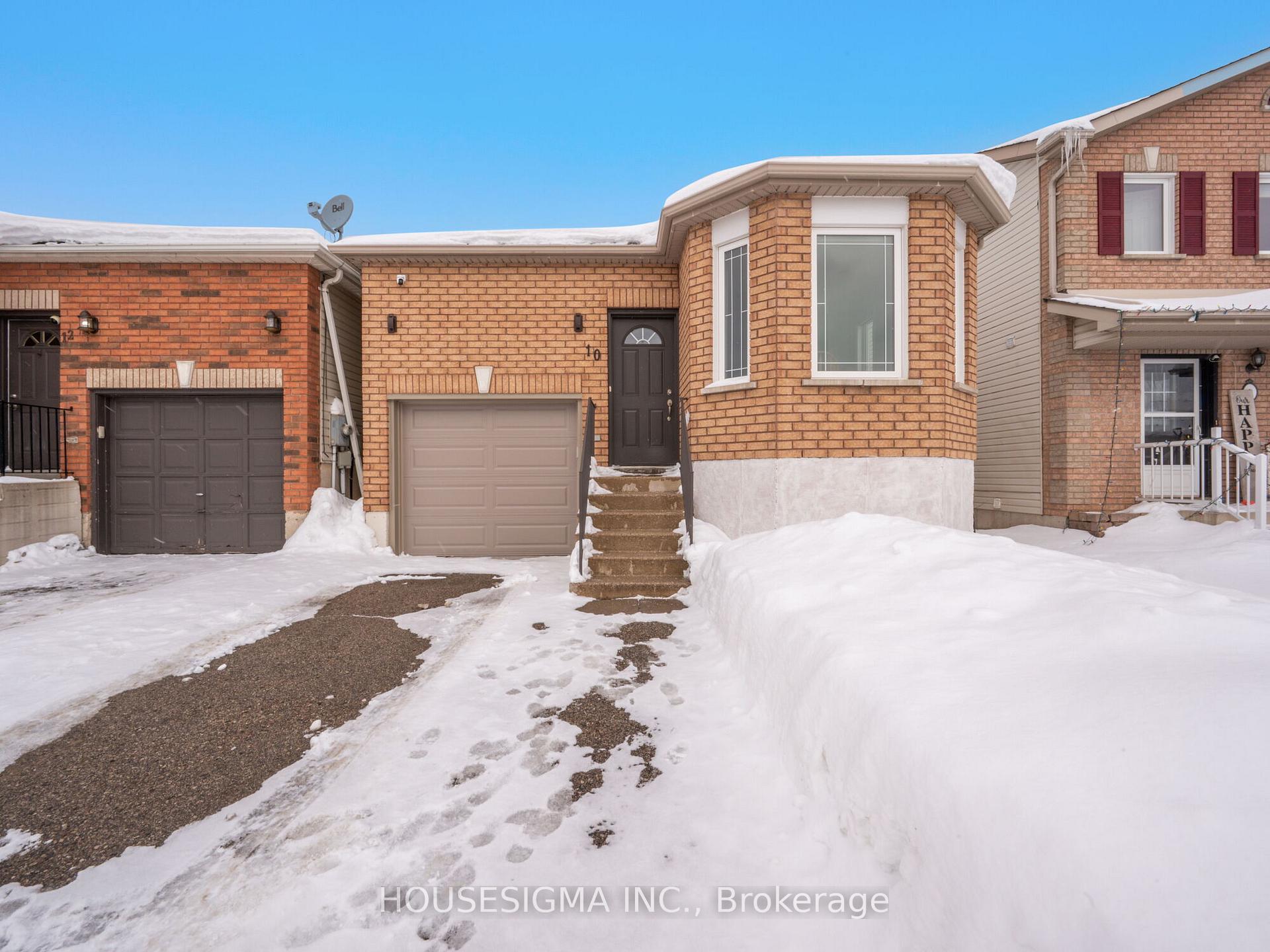 Photo 1 of 10 Willow Drive, Barrie, Holly — HOMEH