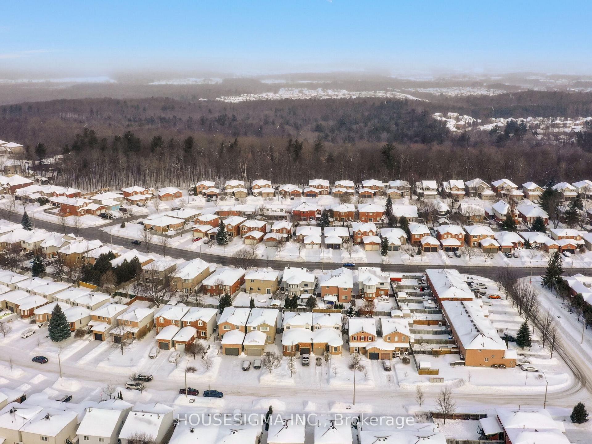Photo 30 of 10 Willow Drive, Barrie, Holly — HOMEH