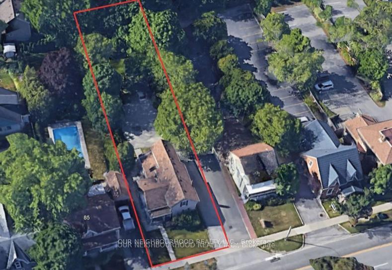 Photo 2 of 81 Wellington Street E, Aurora, Aurora Village — HOMEH