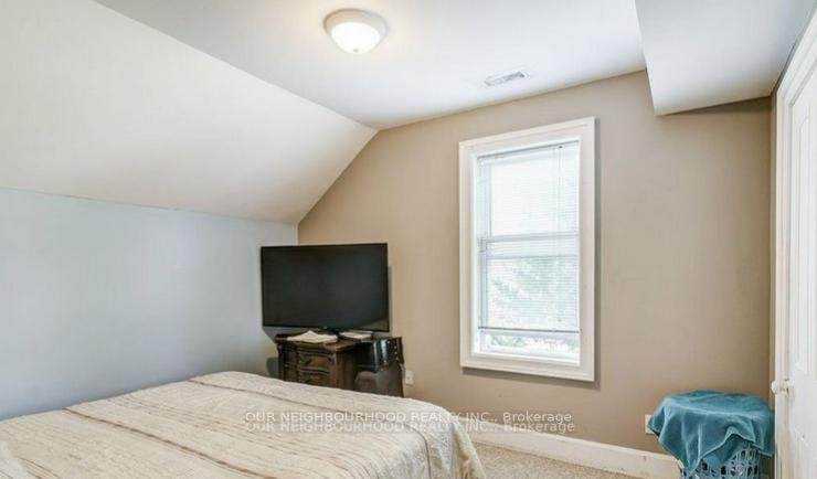 Photo 30 of 81 Wellington Street E, Aurora, Aurora Village — HOMEH