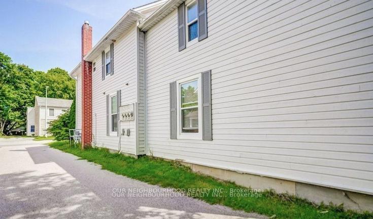 Photo 36 of 81 Wellington Street E, Aurora, Aurora Village — HOMEH