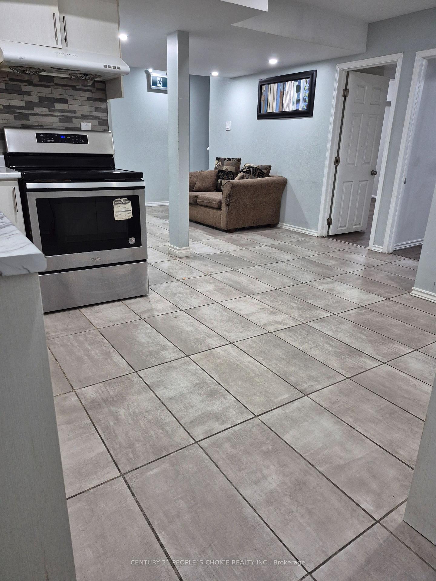 Photo 4 of Unit Basement, 120 Robert Parkinson Drive, Brampton, Northwest Brampton — HOMEH