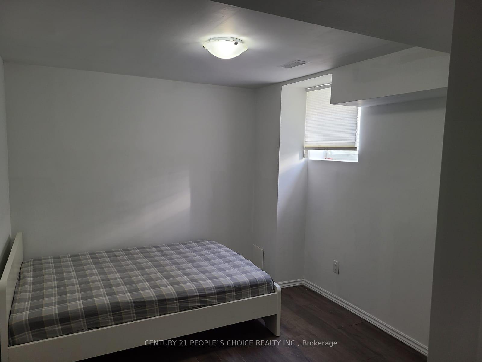Photo 13 of Unit Basement, 120 Robert Parkinson Drive, Brampton, Northwest Brampton — HOMEH