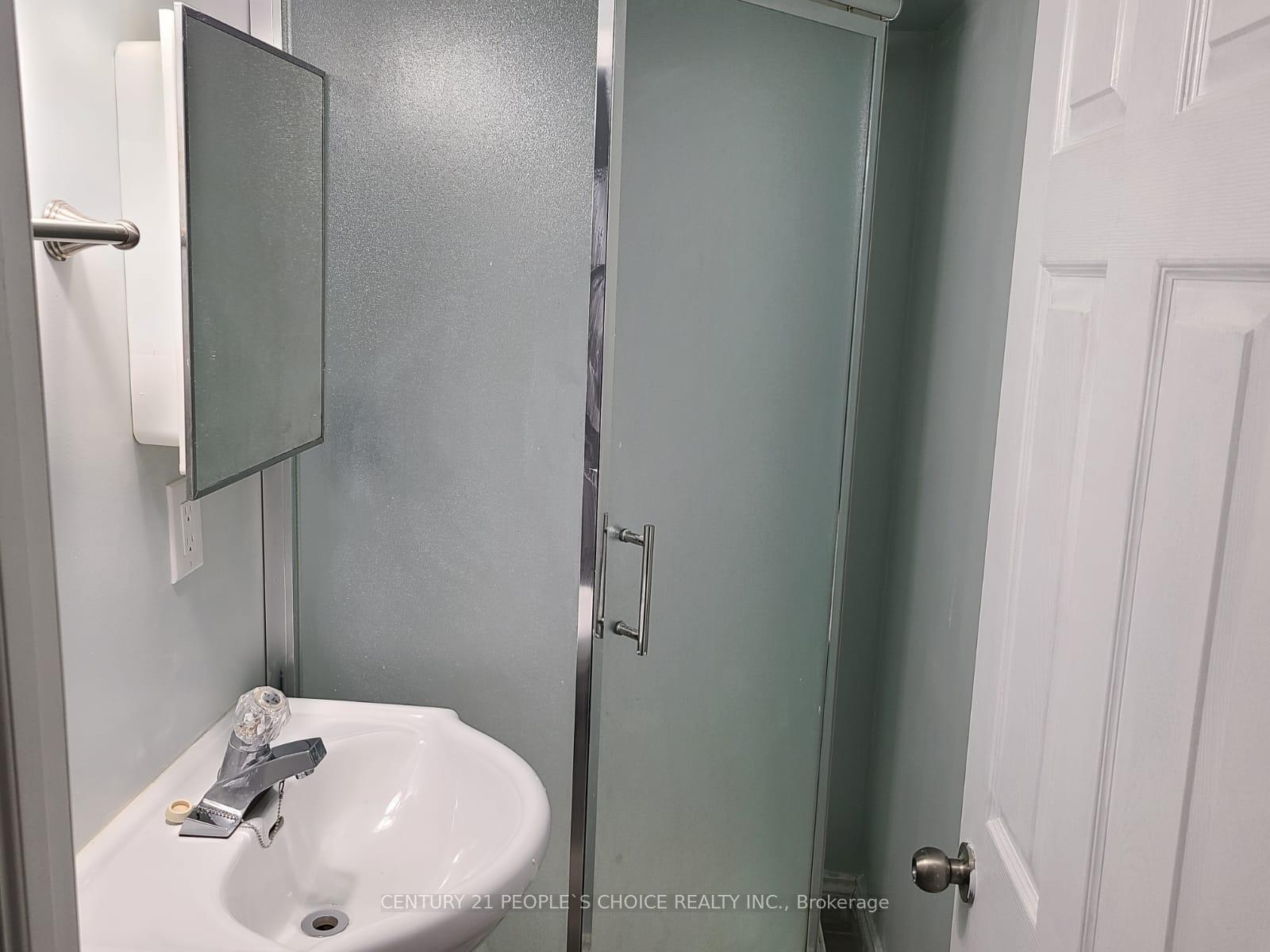 Photo 15 of Unit Basement, 120 Robert Parkinson Drive, Brampton, Northwest Brampton — HOMEH