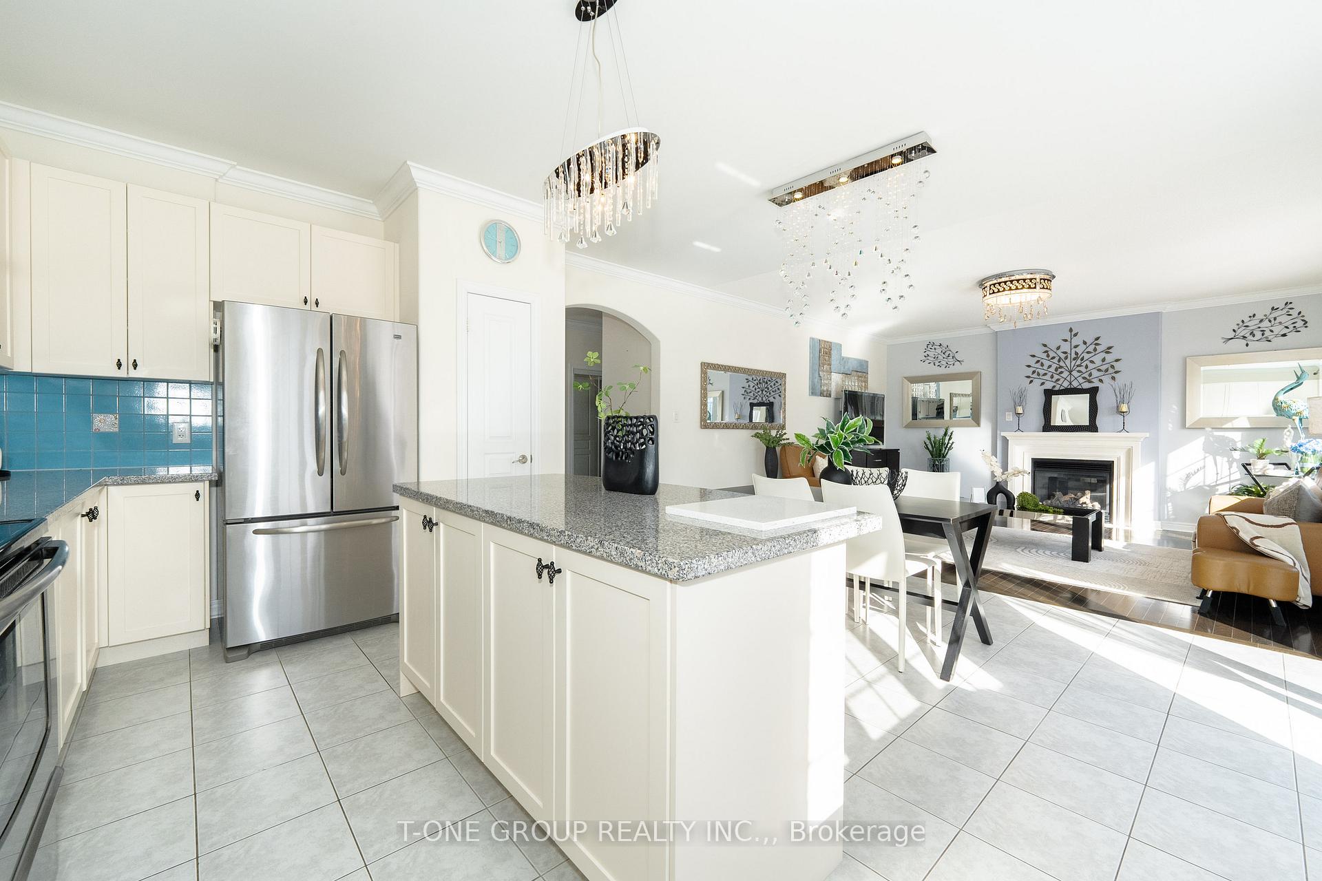 Photo 13 of 174 Santa Amato Crescent, Vaughan, Patterson — HOMEH