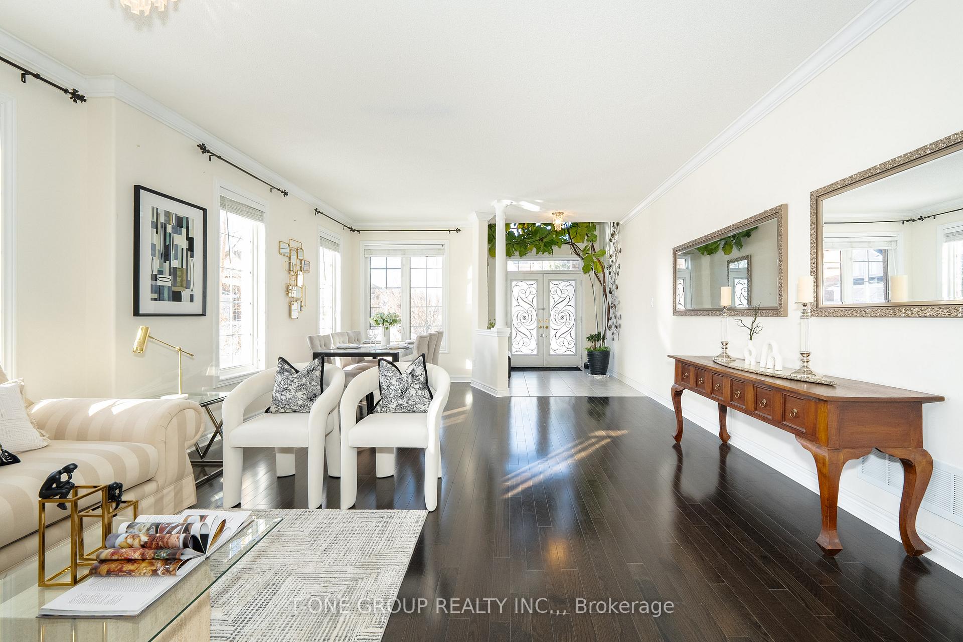 Photo 18 of 174 Santa Amato Crescent, Vaughan, Patterson — HOMEH