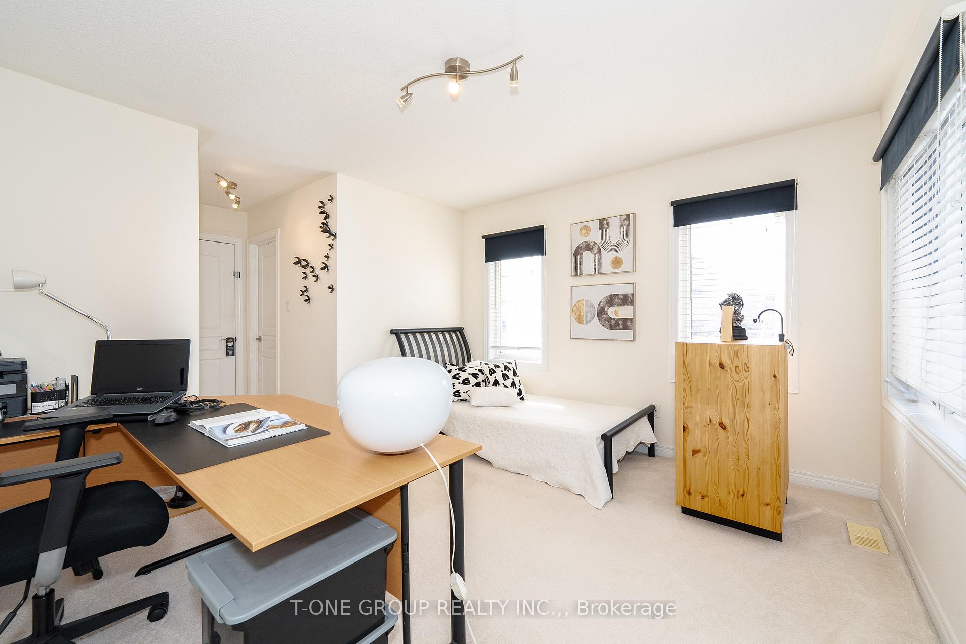 Photo 36 of 174 Santa Amato Crescent, Vaughan, Patterson — HOMEH