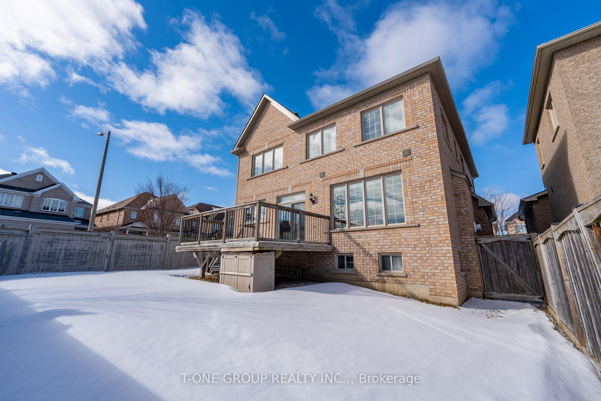 Photo 50 of 174 Santa Amato Crescent, Vaughan, Patterson — HOMEH