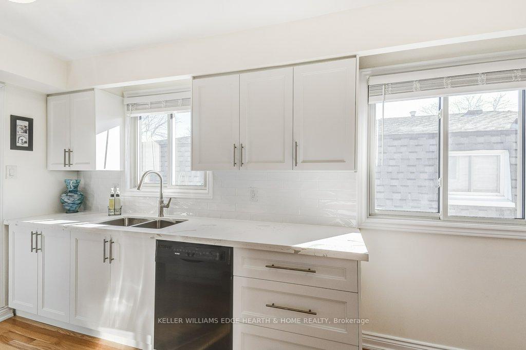 Photo 18 of 5014 Brady Avenue, Burlington, Appleby — HOMEH