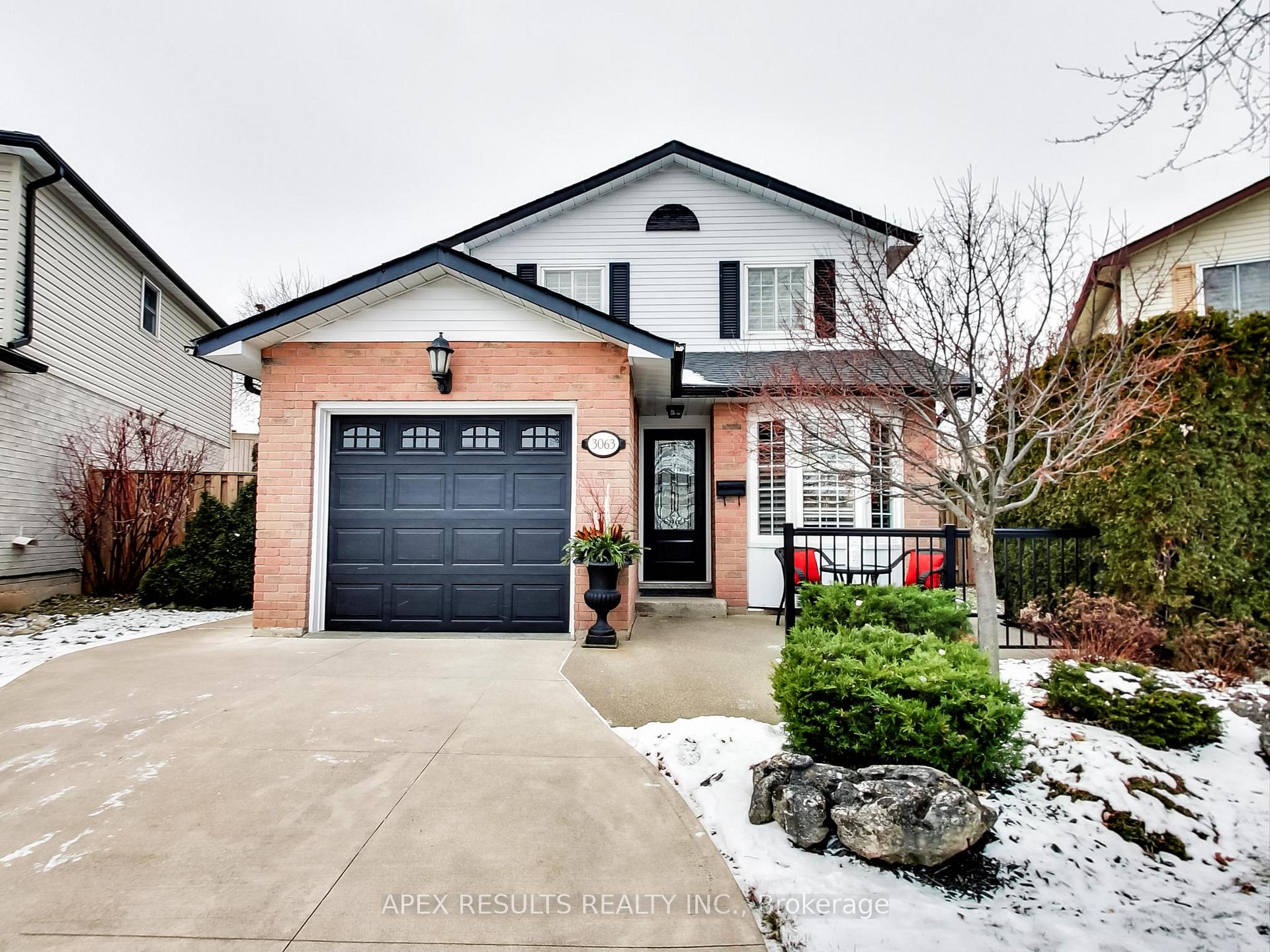 Front of 3063 Flanagan Court