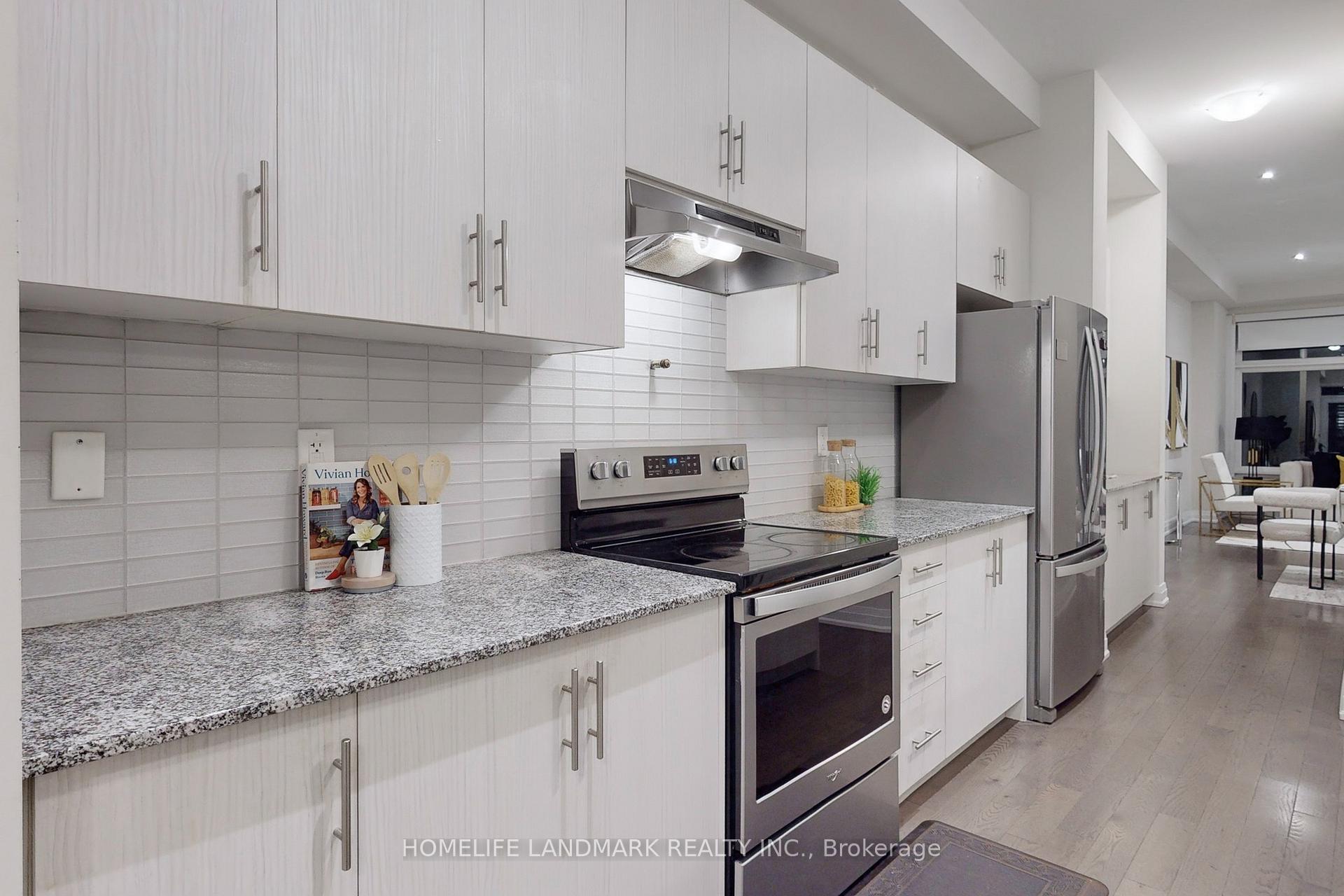 Photo 11 of 25 Hesperus Road, Vaughan, Patterson — HOMEH