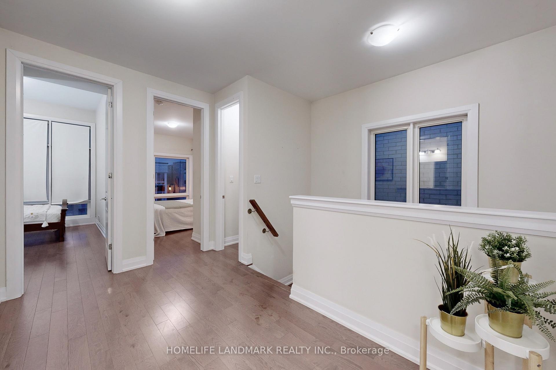 Photo 15 of 25 Hesperus Road, Vaughan, Patterson — HOMEH