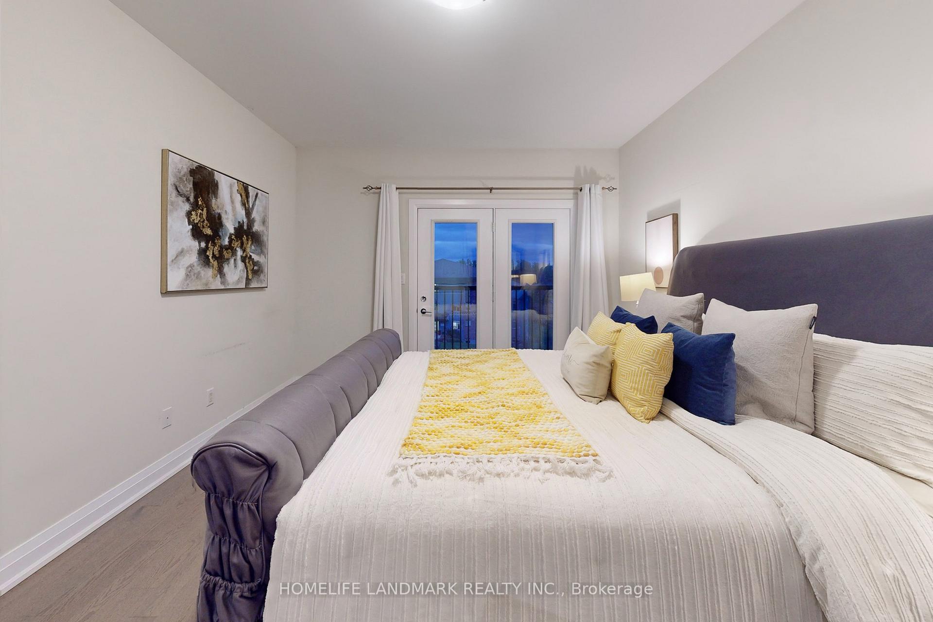 Photo 17 of 25 Hesperus Road, Vaughan, Patterson — HOMEH