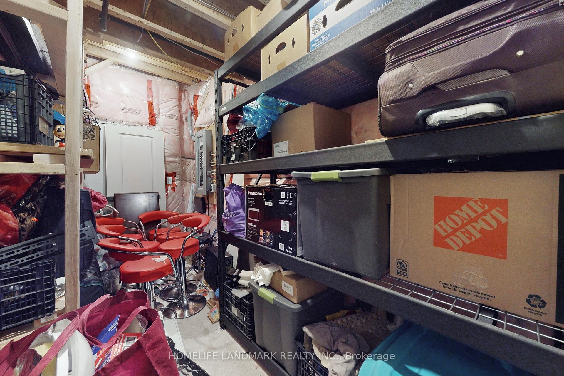 Photo 36 of 25 Hesperus Road, Vaughan, Patterson — HOMEH