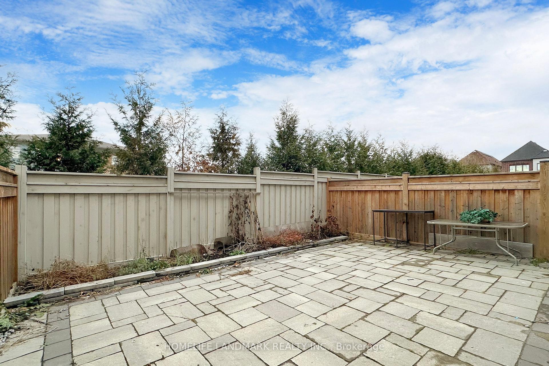 Photo 39 of 25 Hesperus Road, Vaughan, Patterson — HOMEH