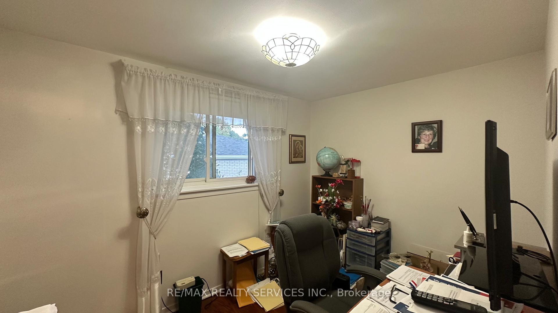 Photo 22 of 59 Belmont Drive E, Brampton, Avondale — HOMEH