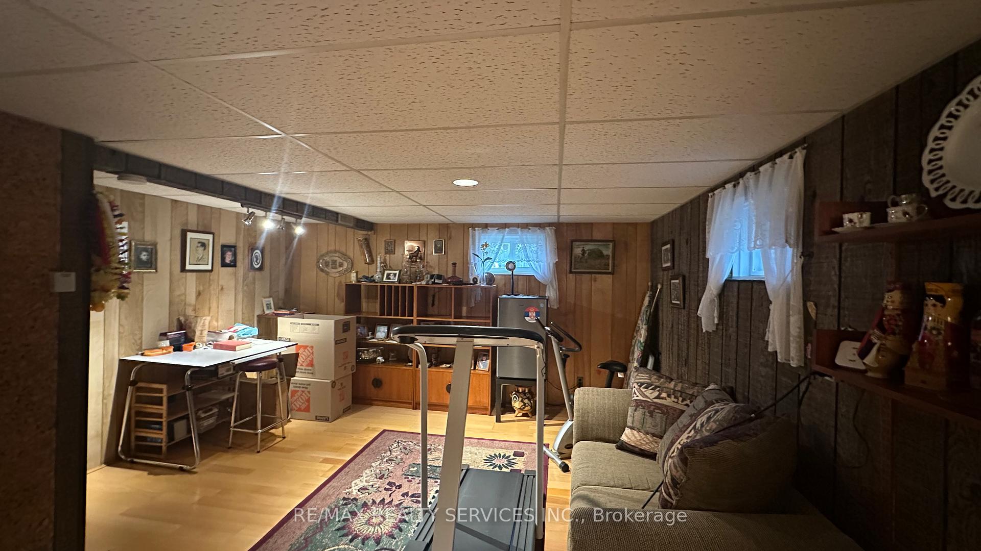 Photo 29 of 59 Belmont Drive E, Brampton, Avondale — HOMEH