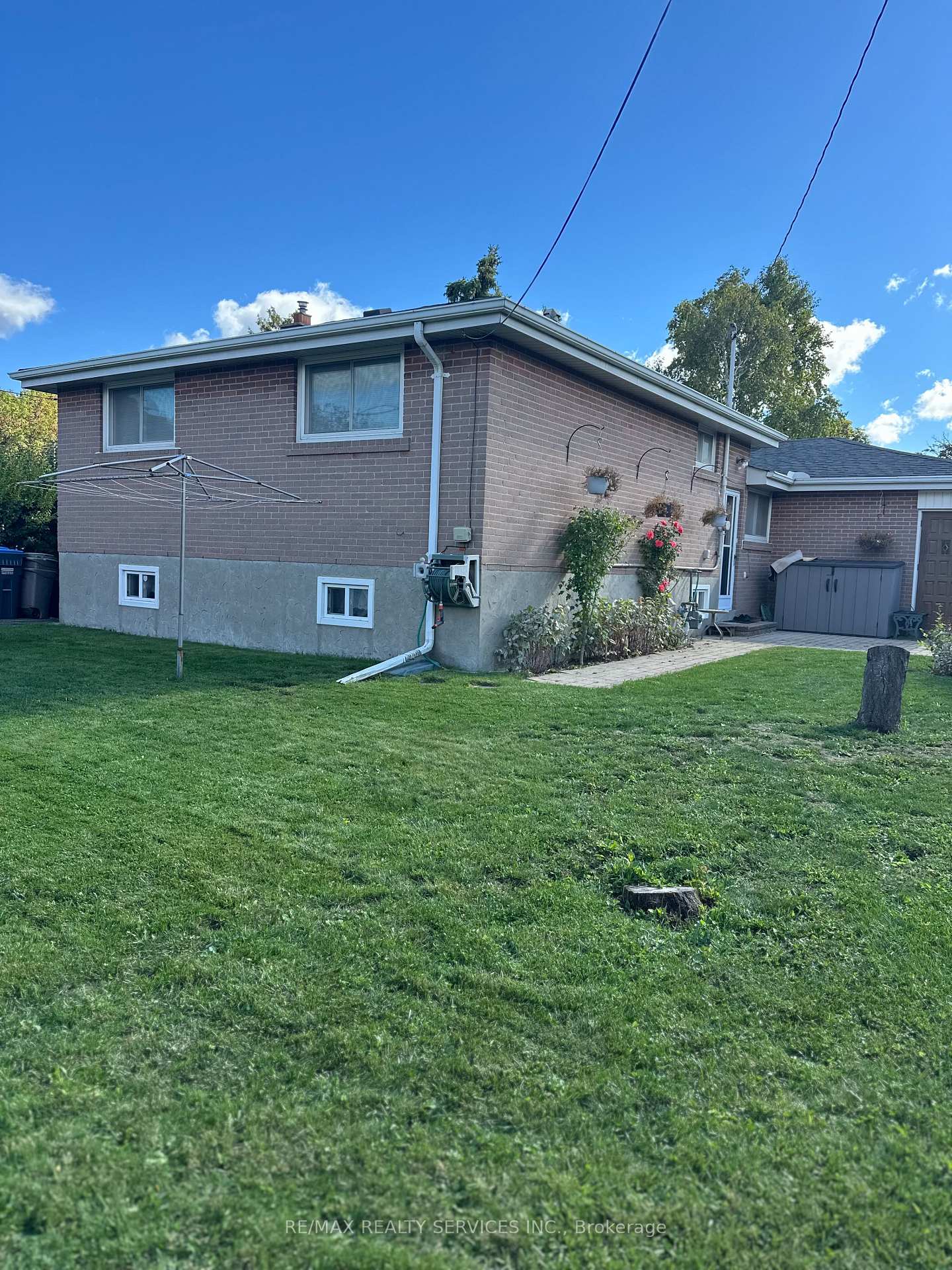 Photo 34 of 59 Belmont Drive E, Brampton, Avondale — HOMEH
