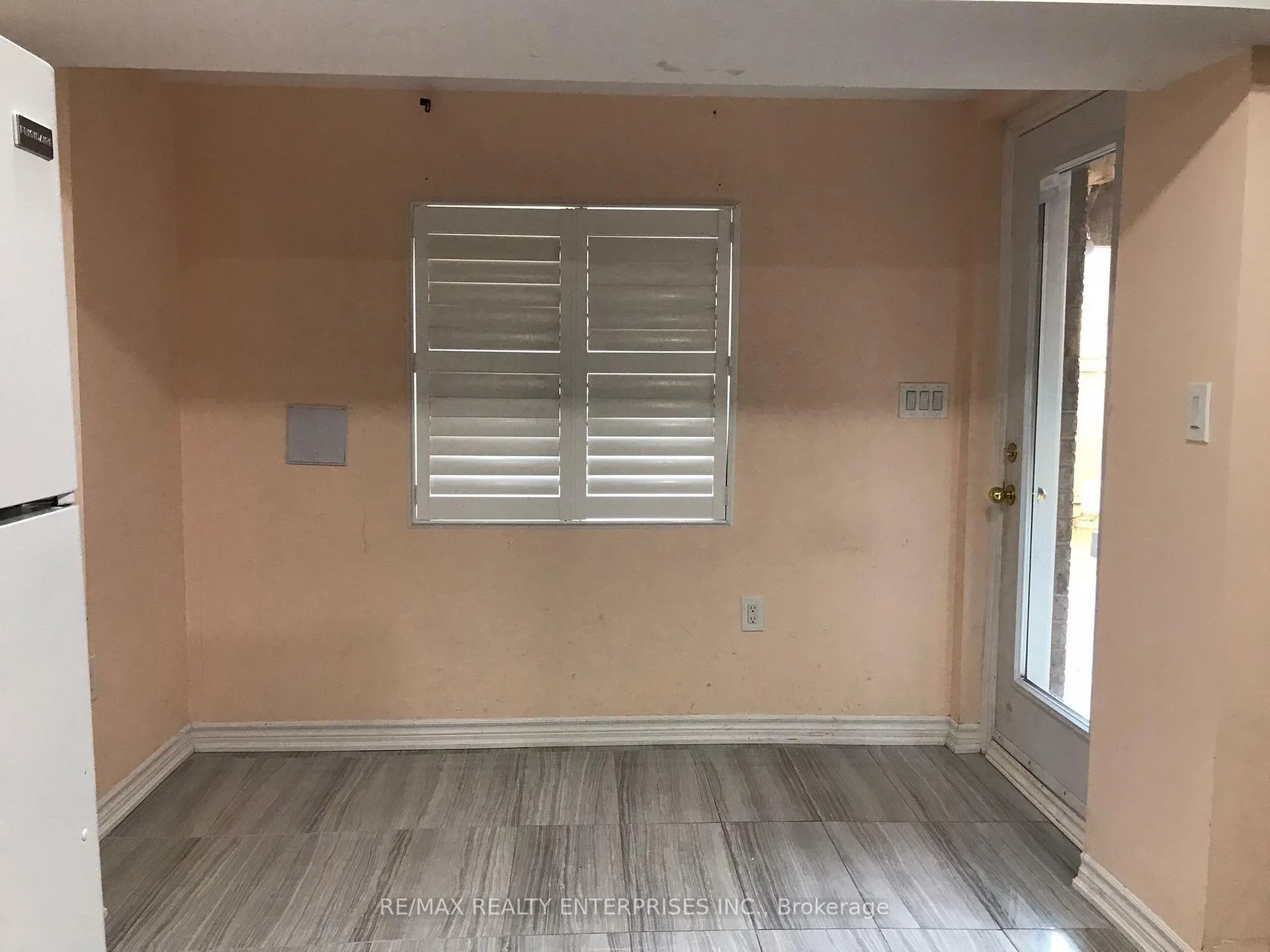 Front of Unit BSMT, 10 Chesterwood Crescent