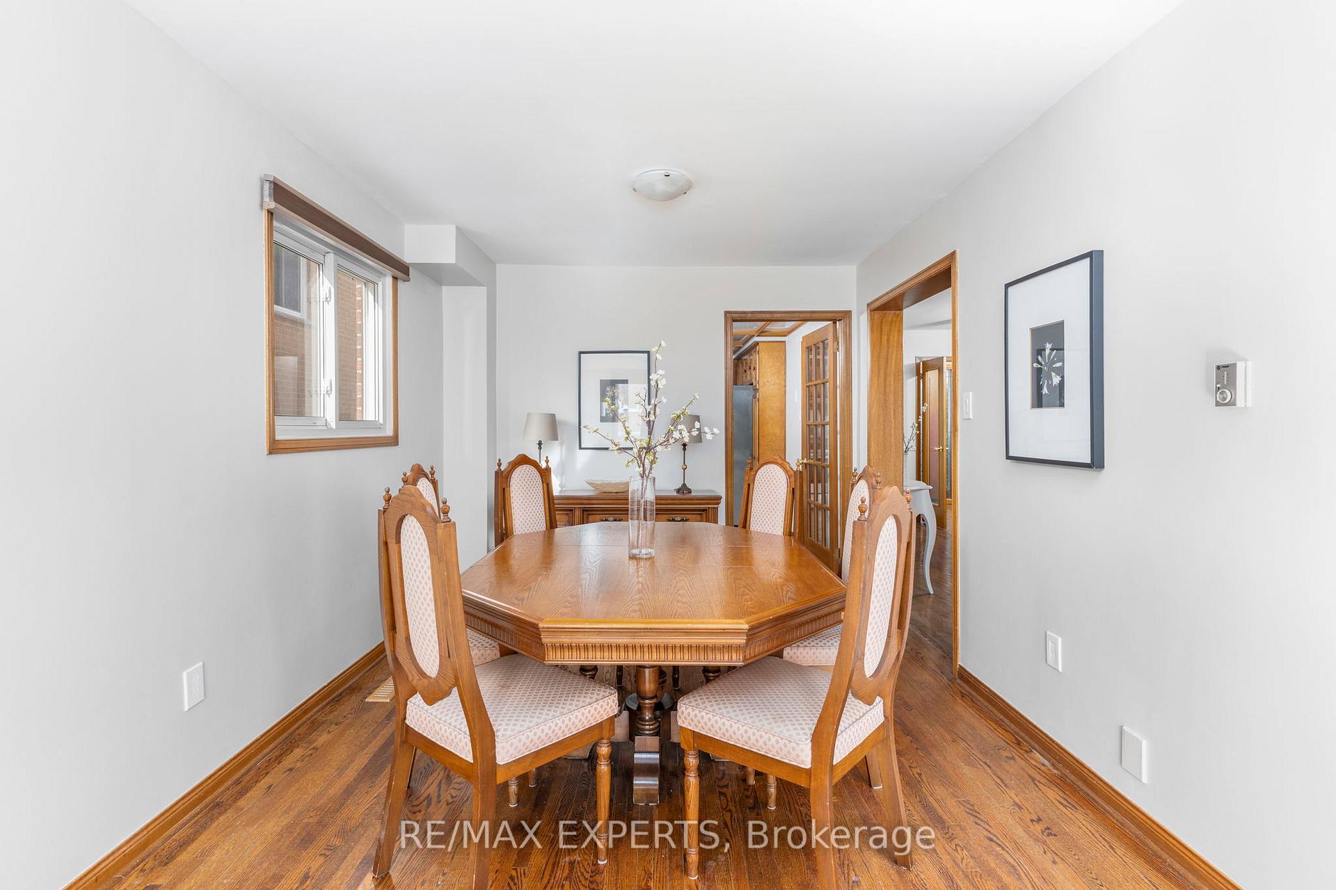 Photo 13 of 195 Aberdeen Avenue, Vaughan, East Woodbridge — HOMEH