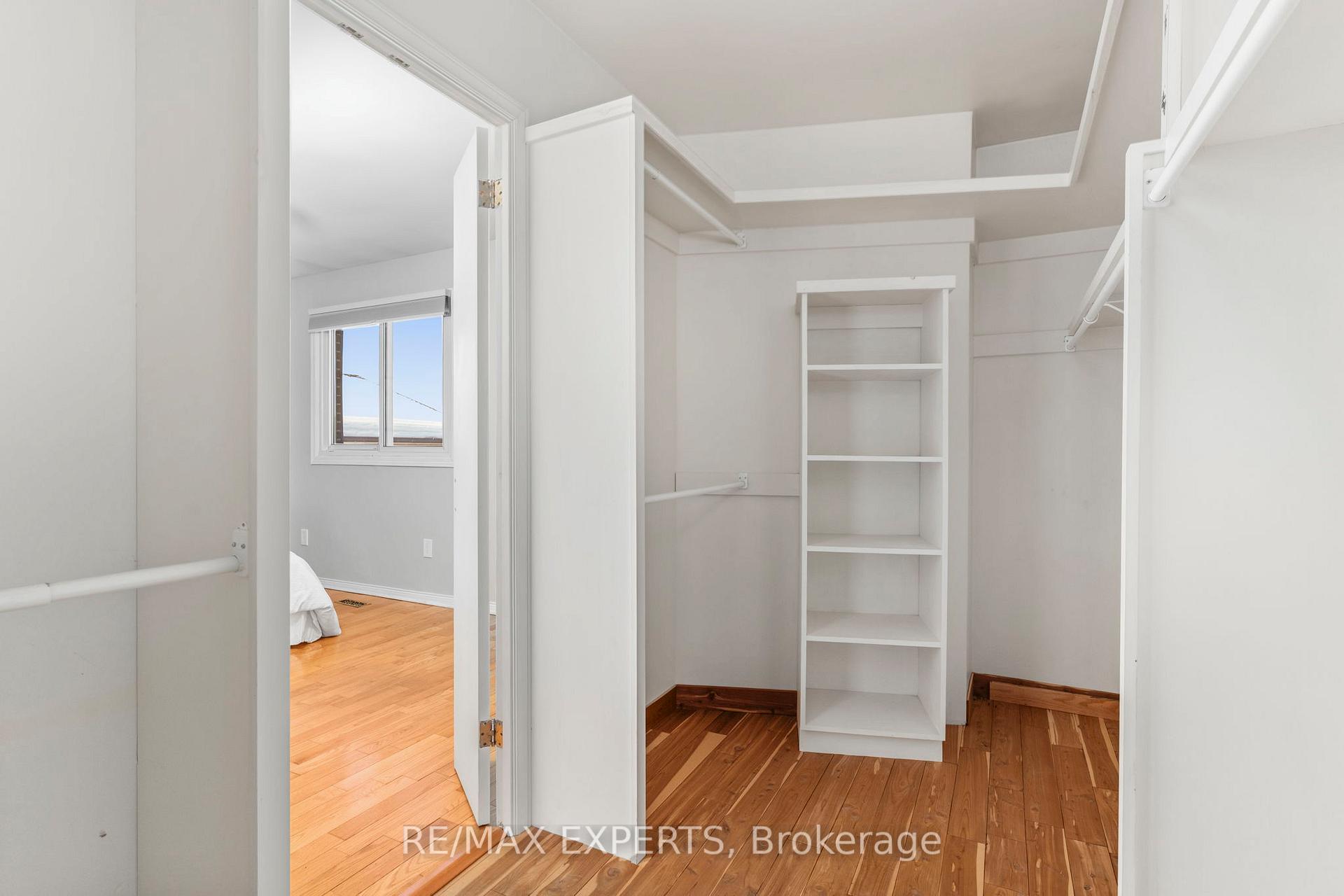 Photo 16 of 195 Aberdeen Avenue, Vaughan, East Woodbridge — HOMEH