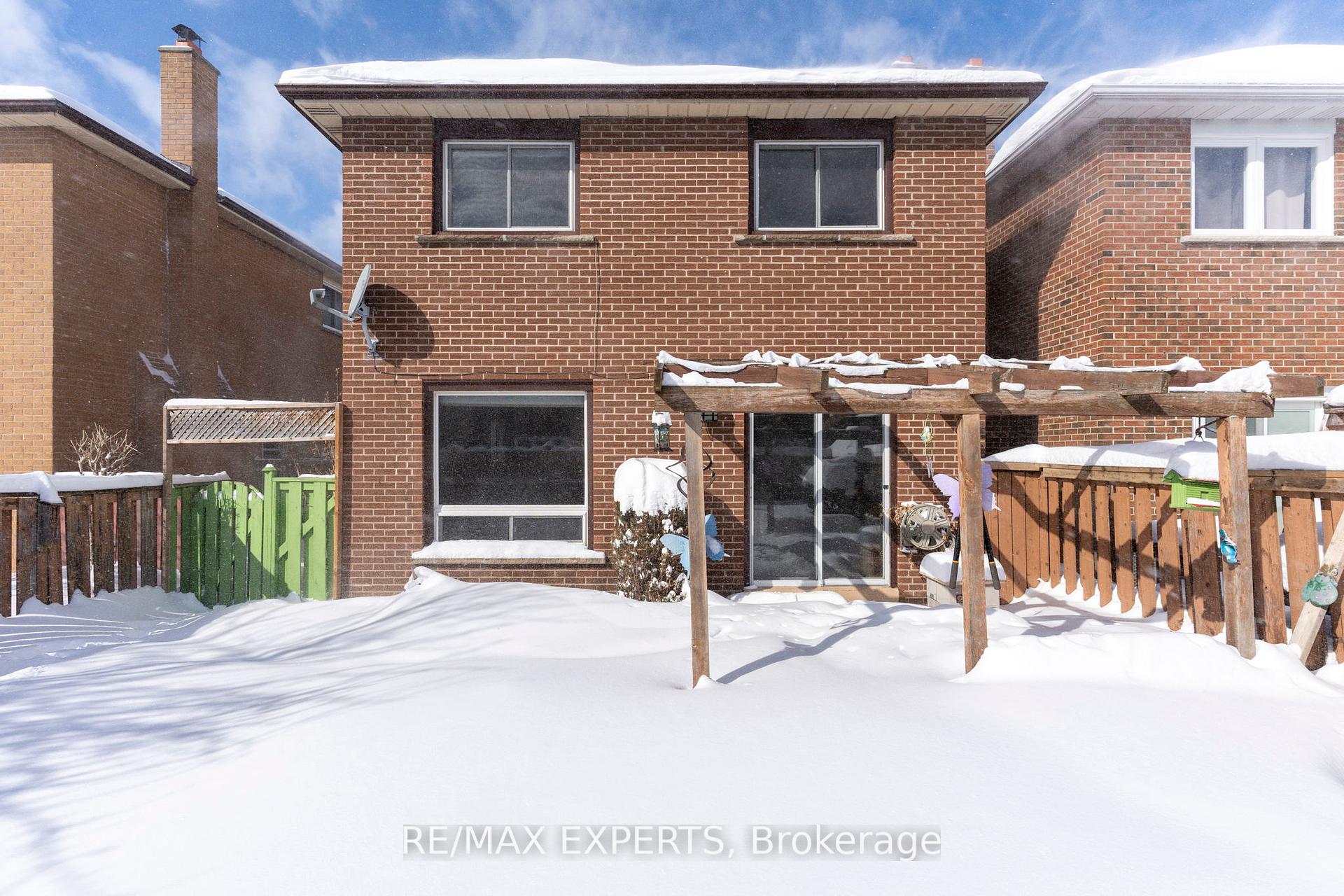 Photo 31 of 195 Aberdeen Avenue, Vaughan, East Woodbridge — HOMEH