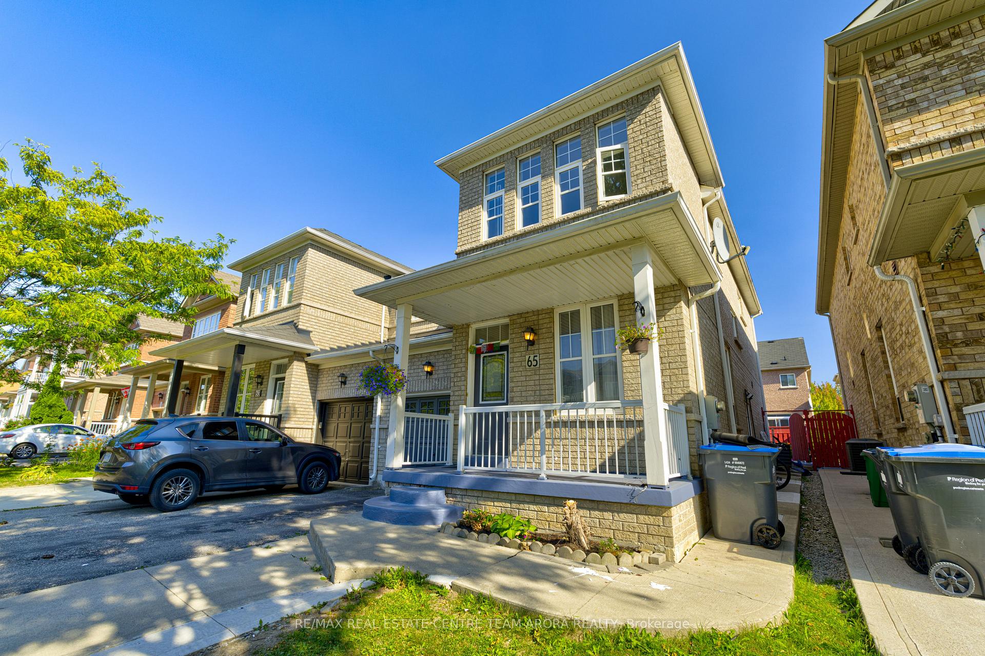 Photo 3 of 65 Pergola Way, Brampton, Bram West — HOMEH