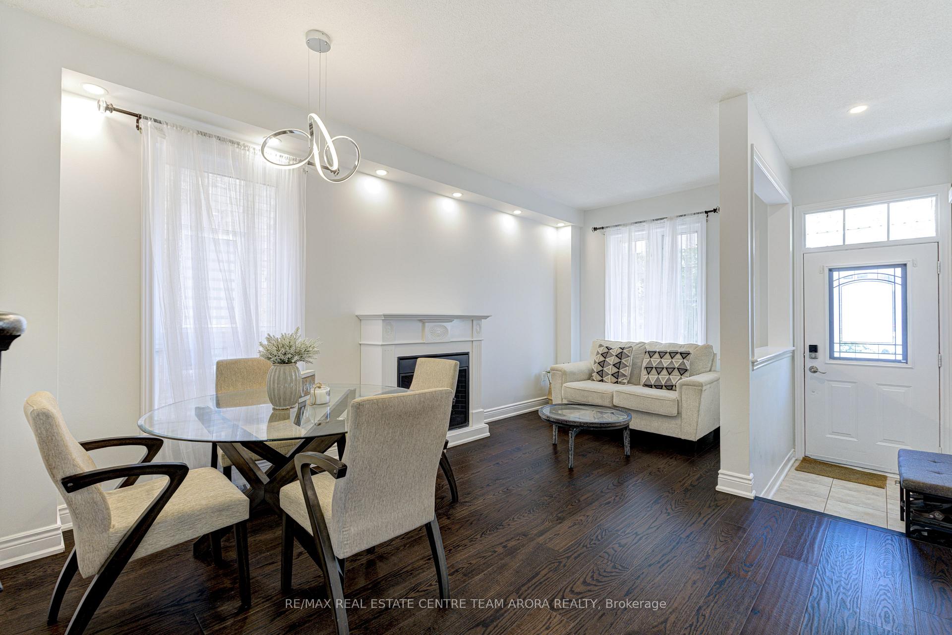 Photo 8 of 65 Pergola Way, Brampton, Bram West — HOMEH