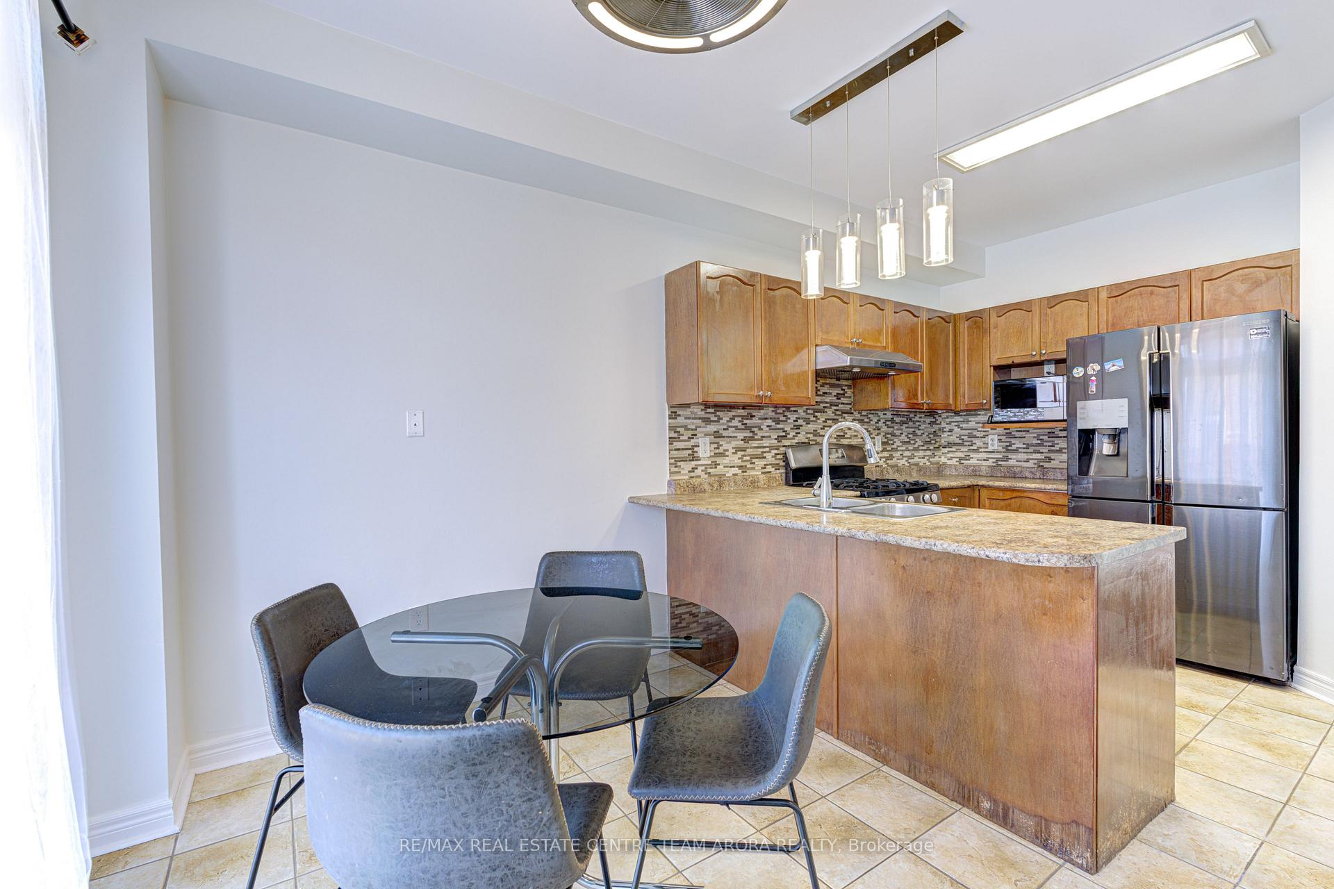 Photo 15 of 65 Pergola Way, Brampton, Bram West — HOMEH