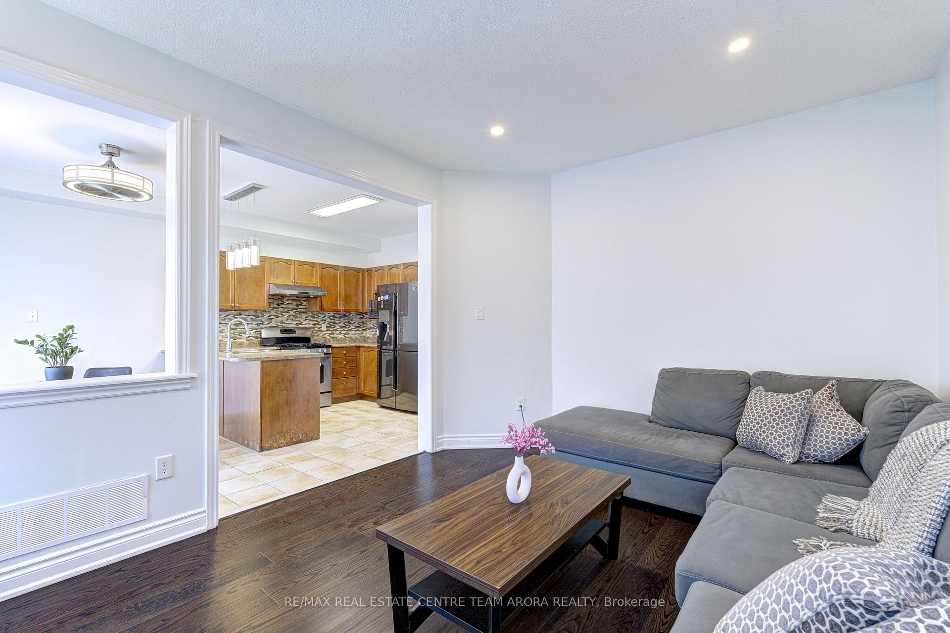 Photo 18 of 65 Pergola Way, Brampton, Bram West — HOMEH