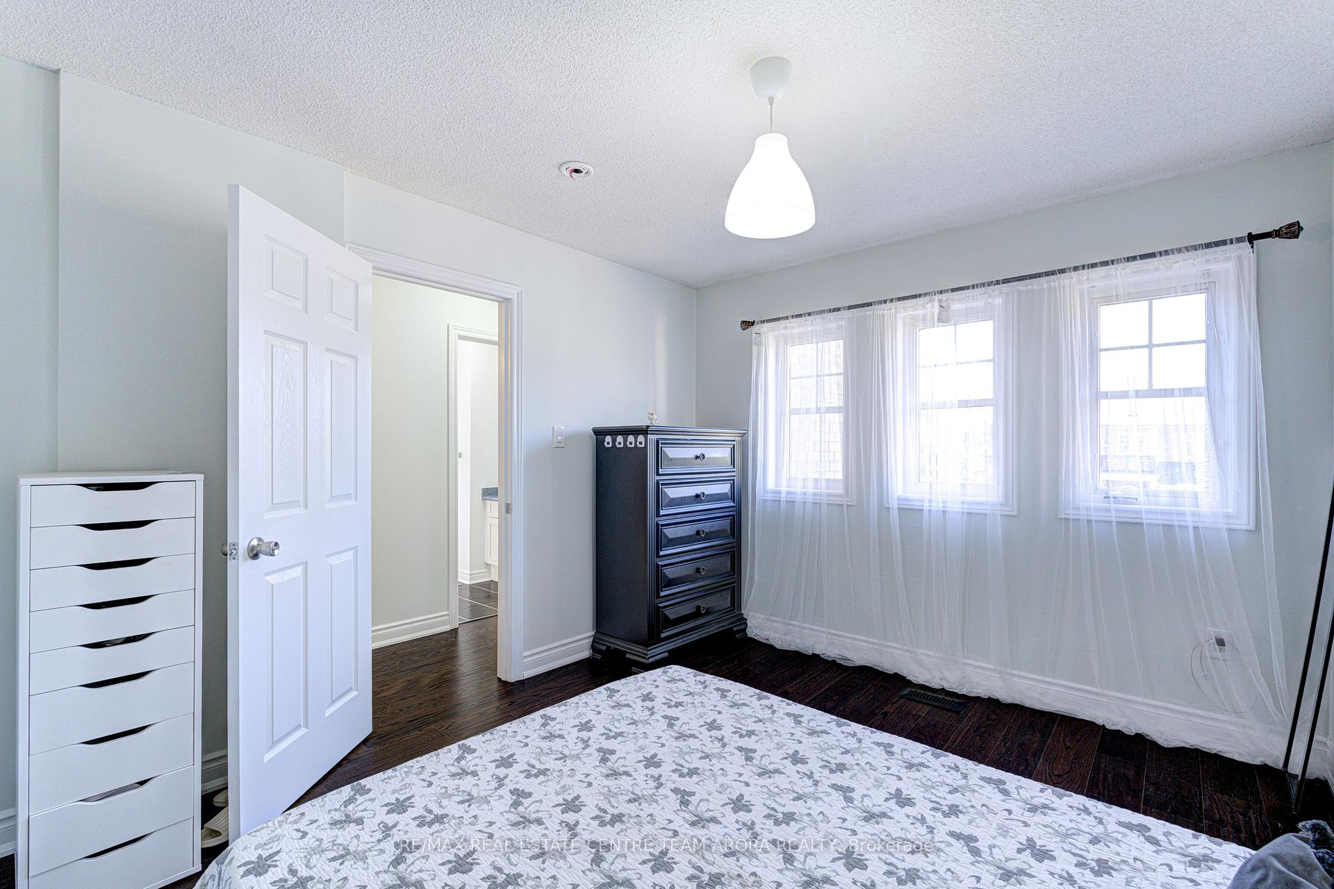 Photo 31 of 65 Pergola Way, Brampton, Bram West — HOMEH
