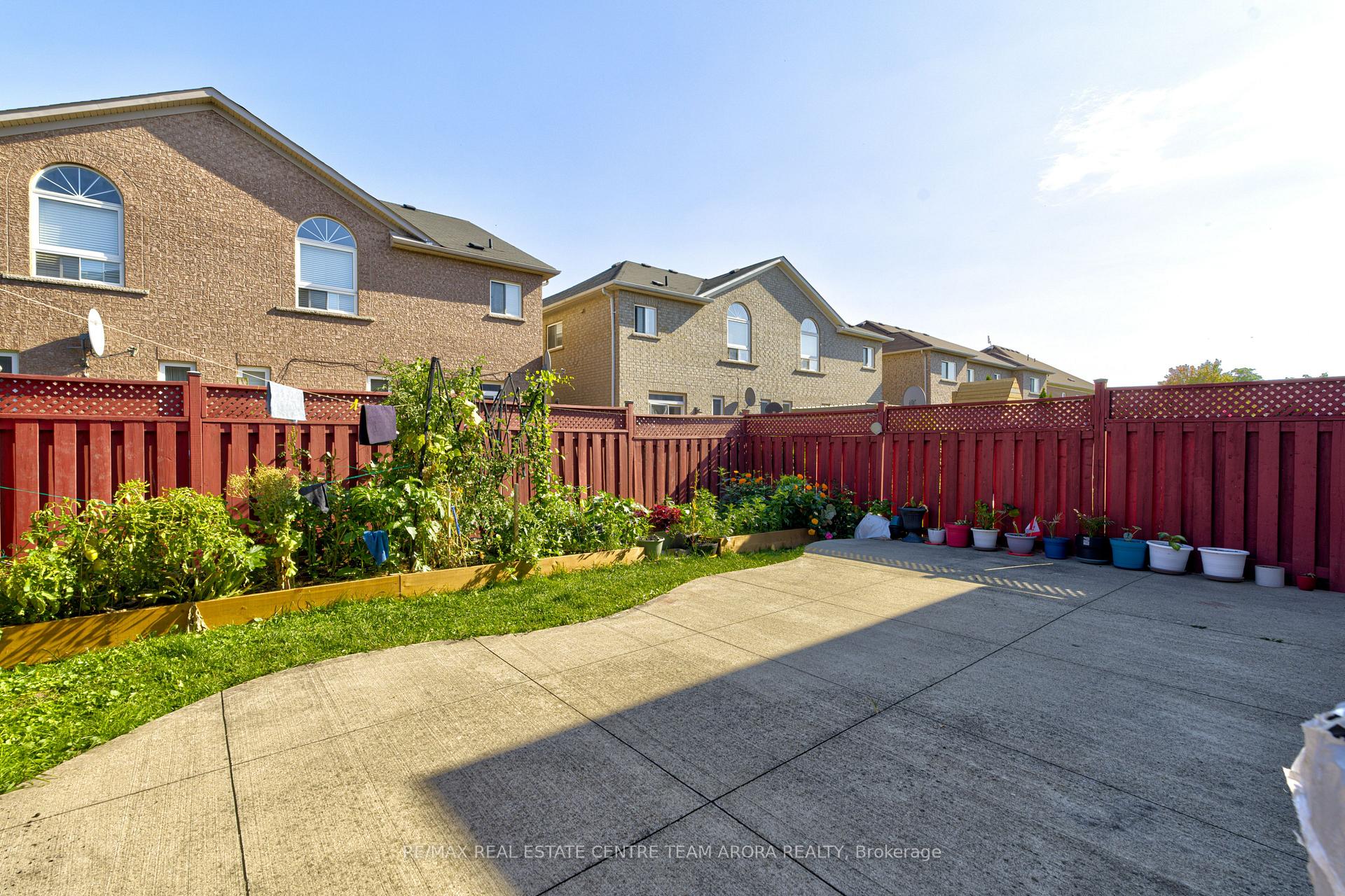 Photo 42 of 65 Pergola Way, Brampton, Bram West — HOMEH
