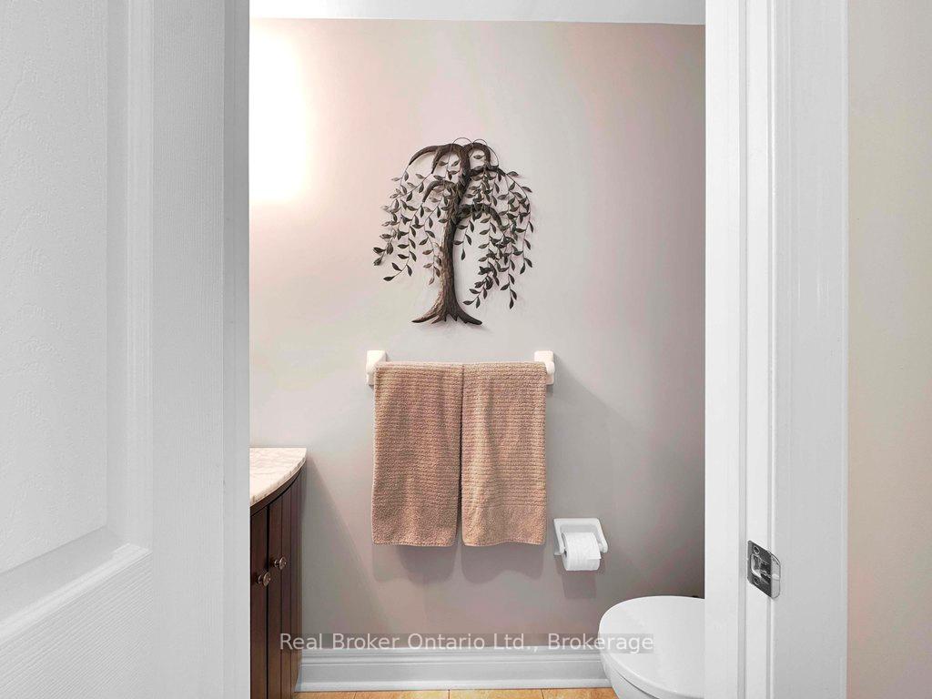 Photo 6 of 4148 Rawlins Common, Burlington, Rose — HOMEH