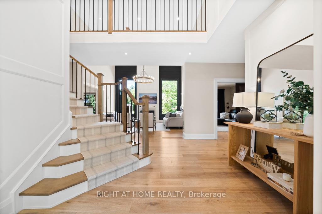 Photo 6 of 166 Foxridge Drive, Hamilton, Ancaster — HOMEH
