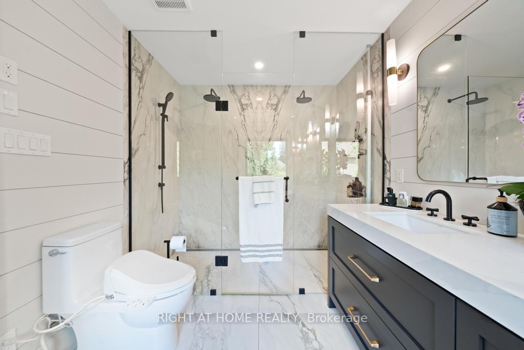 Photo 33 of 166 Foxridge Drive, Hamilton, Ancaster — HOMEH